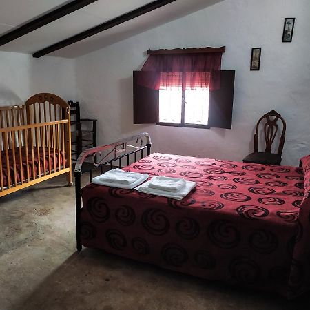 Alojamiento Rural Mendoza Martos Eksteriør bilde
